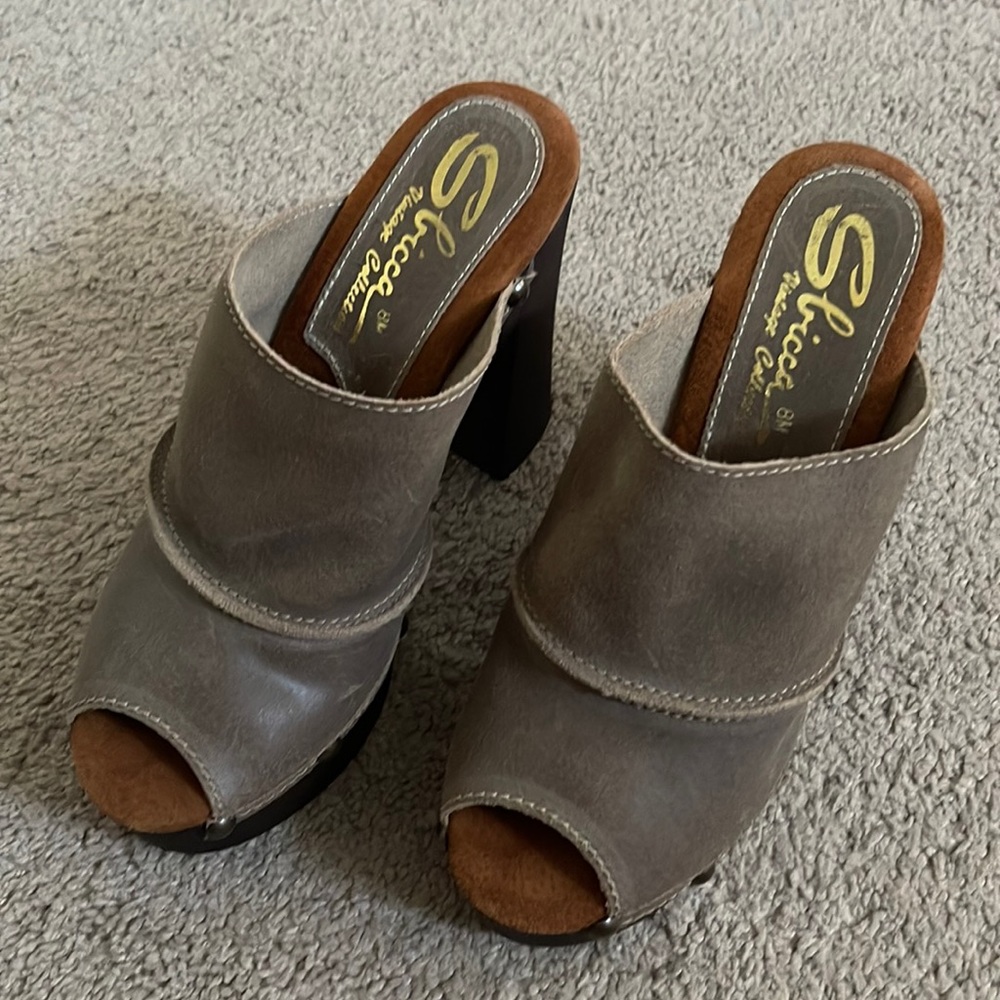 Sbicca vintage collection platform heels